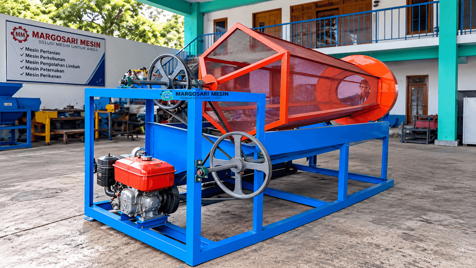 Mesin Pengayak Kompos Rotary untuk memisahkan kompos halus dari gumpalan dan sisa ranting secara efisien